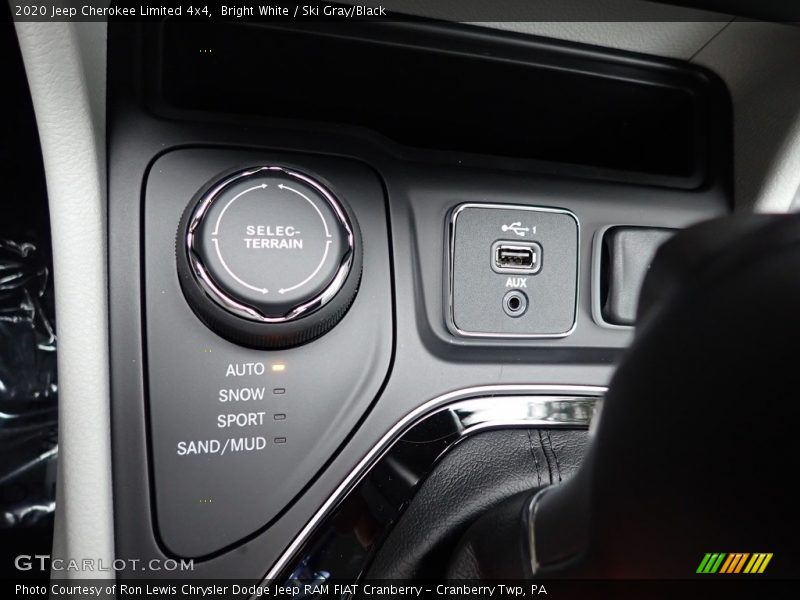 Bright White / Ski Gray/Black 2020 Jeep Cherokee Limited 4x4