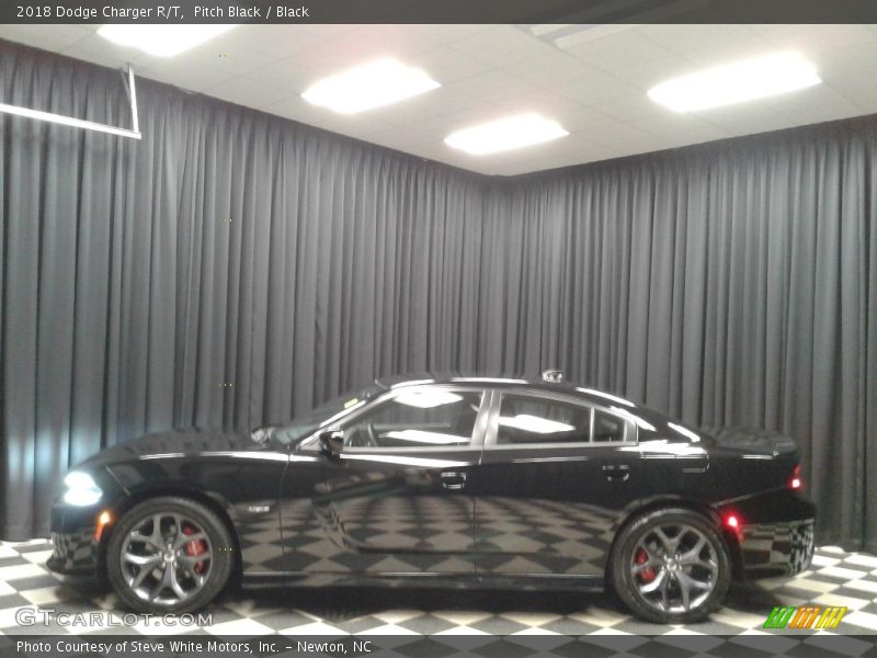Pitch Black / Black 2018 Dodge Charger R/T