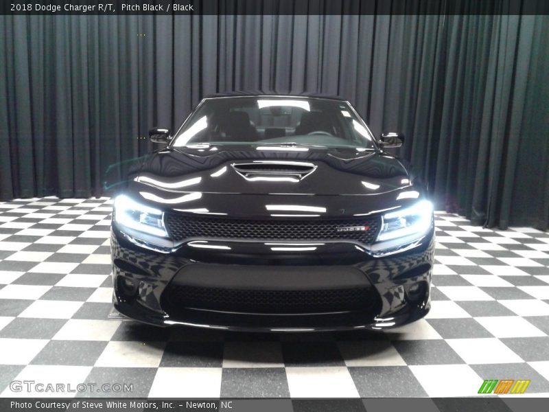 Pitch Black / Black 2018 Dodge Charger R/T