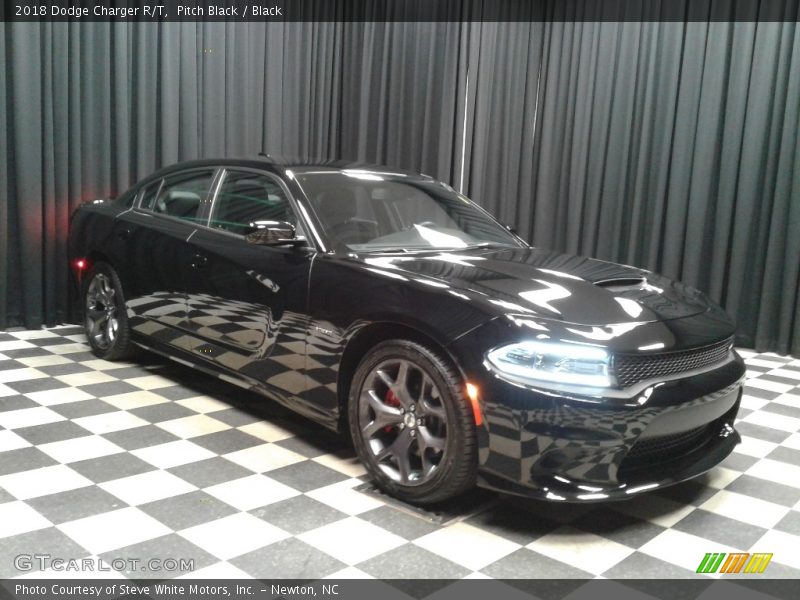 Pitch Black / Black 2018 Dodge Charger R/T