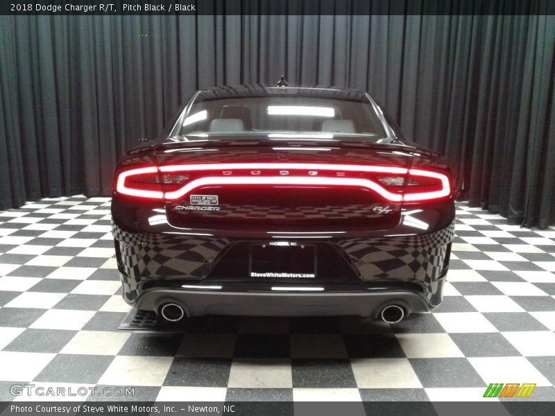 Pitch Black / Black 2018 Dodge Charger R/T