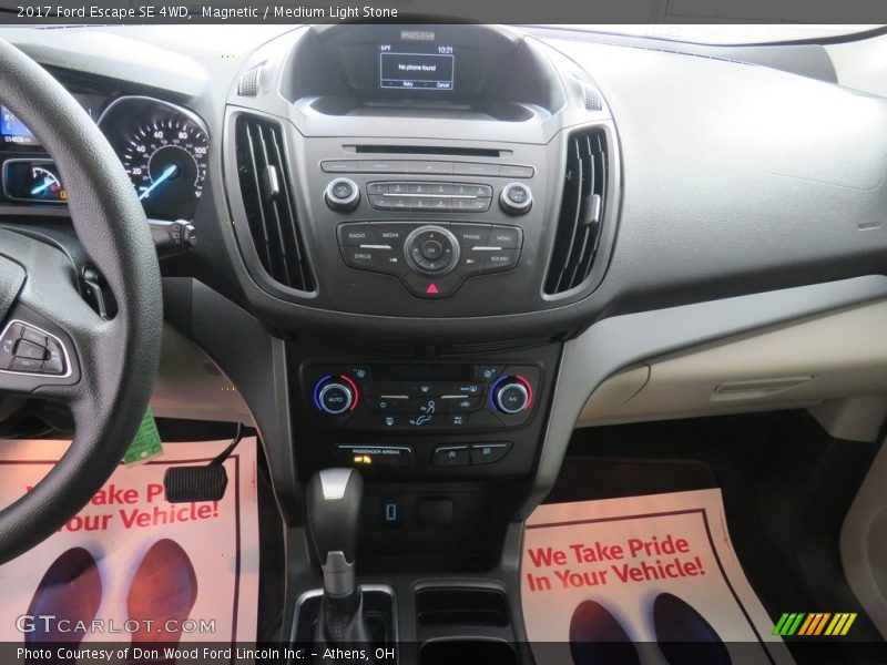 Magnetic / Medium Light Stone 2017 Ford Escape SE 4WD