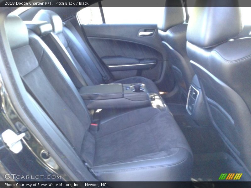 Pitch Black / Black 2018 Dodge Charger R/T