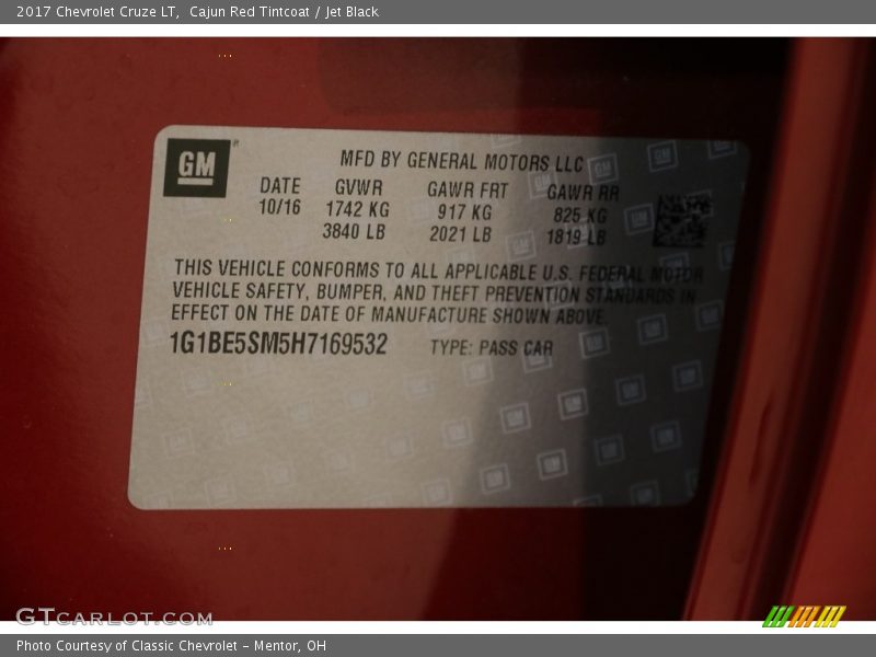Cajun Red Tintcoat / Jet Black 2017 Chevrolet Cruze LT
