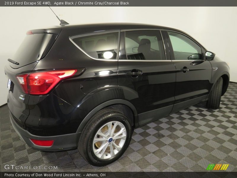 Agate Black / Chromite Gray/Charcoal Black 2019 Ford Escape SE 4WD