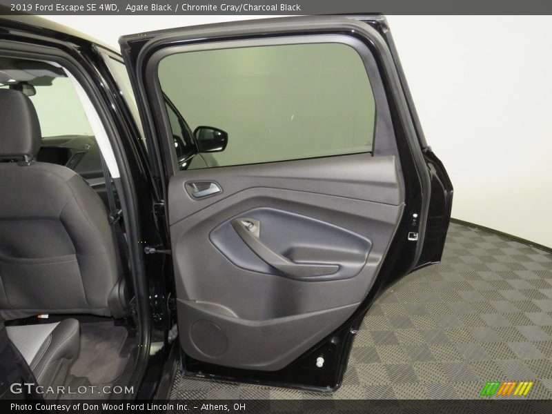 Agate Black / Chromite Gray/Charcoal Black 2019 Ford Escape SE 4WD