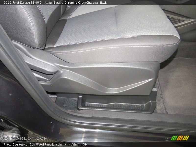 Agate Black / Chromite Gray/Charcoal Black 2019 Ford Escape SE 4WD