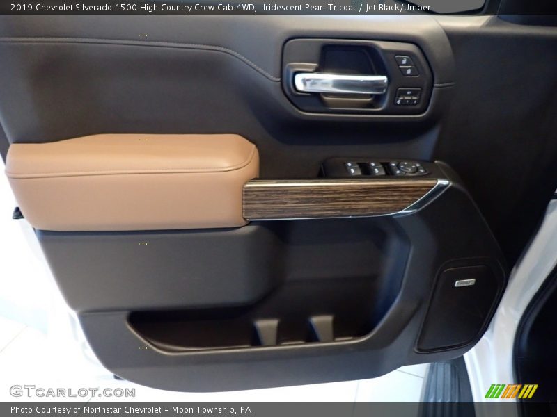 Iridescent Pearl Tricoat / Jet Black/Umber 2019 Chevrolet Silverado 1500 High Country Crew Cab 4WD