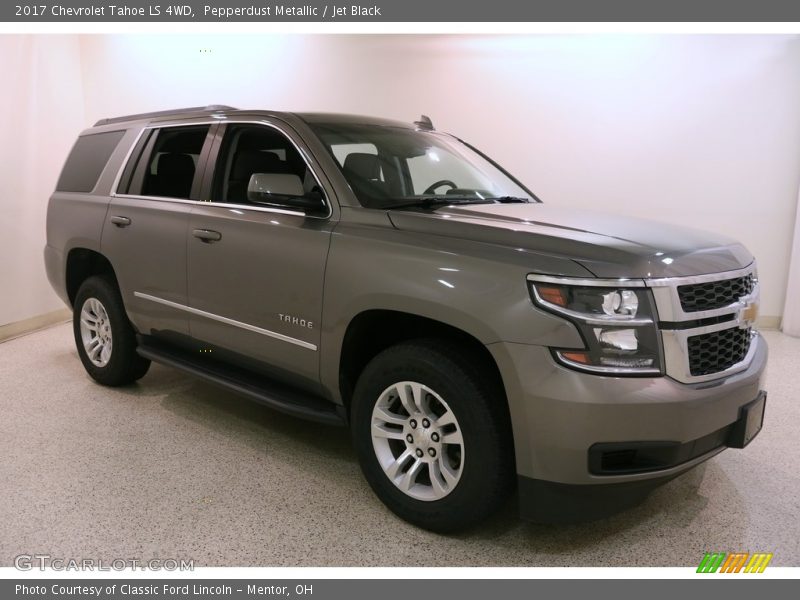 Pepperdust Metallic / Jet Black 2017 Chevrolet Tahoe LS 4WD