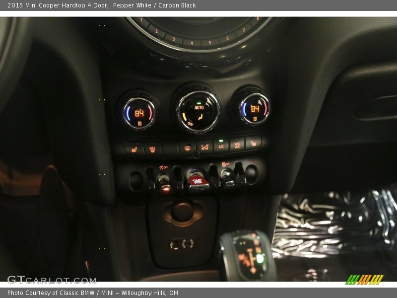 Pepper White / Carbon Black 2015 Mini Cooper Hardtop 4 Door