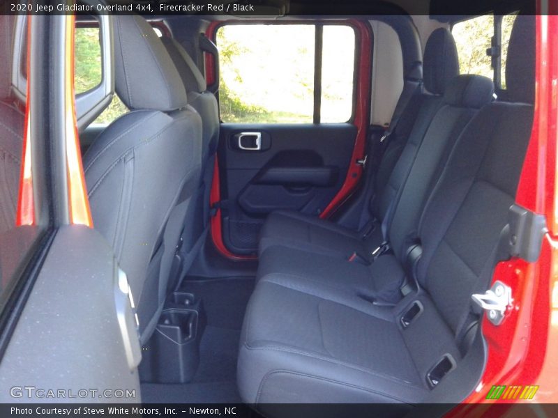 Firecracker Red / Black 2020 Jeep Gladiator Overland 4x4