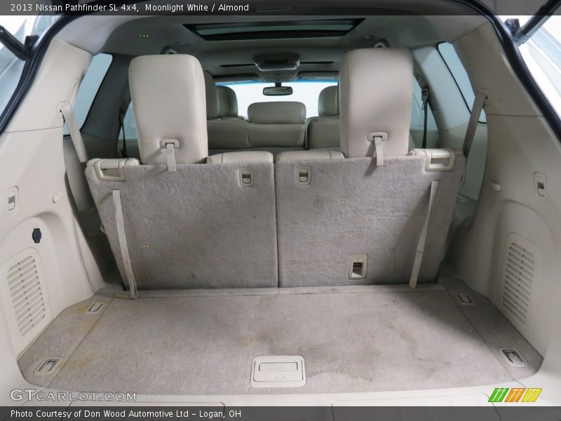 Moonlight White / Almond 2013 Nissan Pathfinder SL 4x4