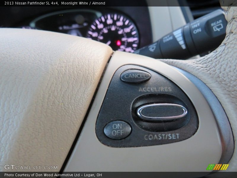 Moonlight White / Almond 2013 Nissan Pathfinder SL 4x4