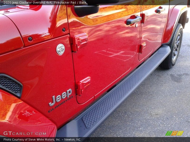 Firecracker Red / Black 2020 Jeep Gladiator Overland 4x4