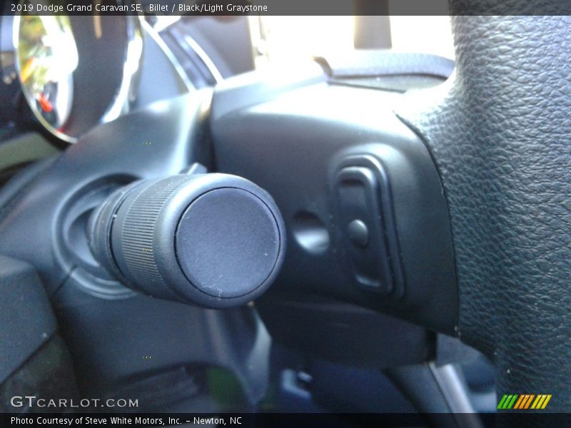 Billet / Black/Light Graystone 2019 Dodge Grand Caravan SE