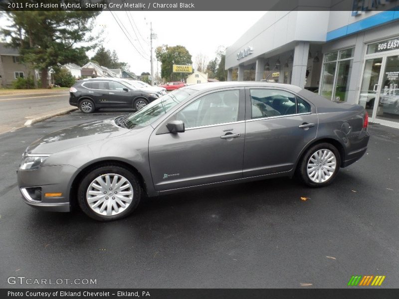 Front 3/4 View of 2011 Fusion Hybrid