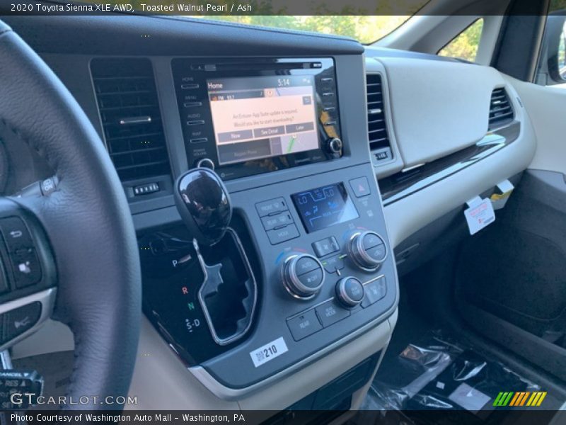 Toasted Walnut Pearl / Ash 2020 Toyota Sienna XLE AWD