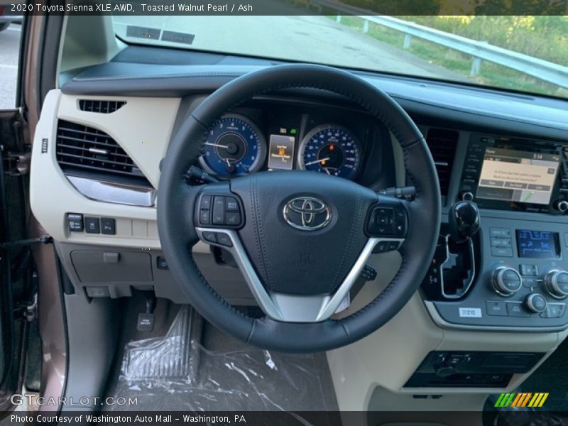 Toasted Walnut Pearl / Ash 2020 Toyota Sienna XLE AWD