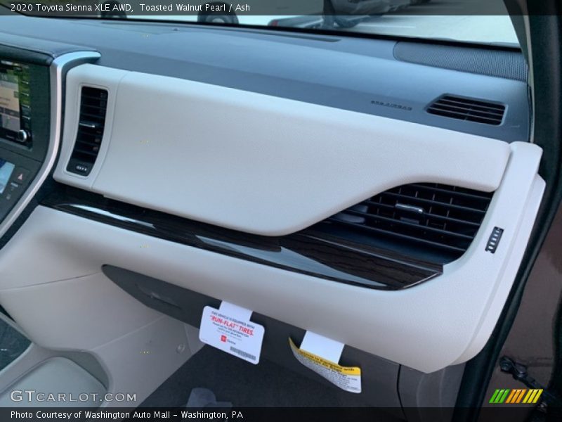 Toasted Walnut Pearl / Ash 2020 Toyota Sienna XLE AWD