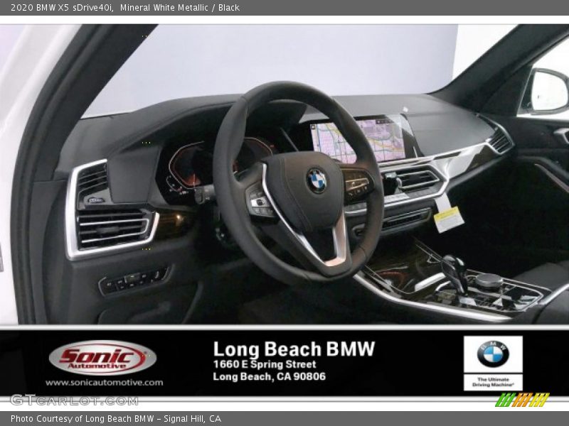Mineral White Metallic / Black 2020 BMW X5 sDrive40i