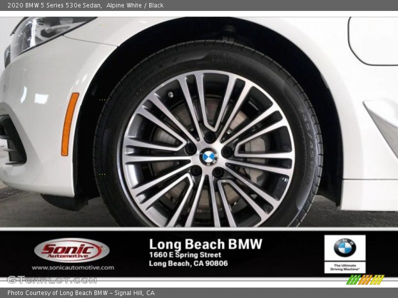 Alpine White / Black 2020 BMW 5 Series 530e Sedan