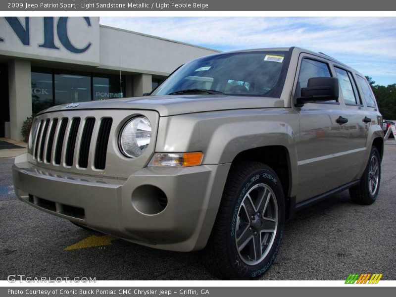 Light Sandstone Metallic / Light Pebble Beige 2009 Jeep Patriot Sport