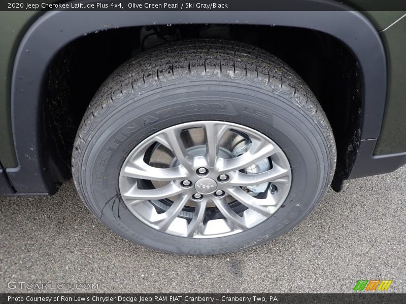 Olive Green Pearl / Ski Gray/Black 2020 Jeep Cherokee Latitude Plus 4x4