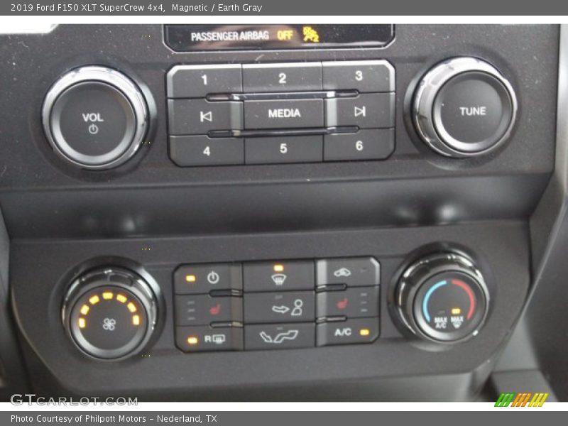 Magnetic / Earth Gray 2019 Ford F150 XLT SuperCrew 4x4
