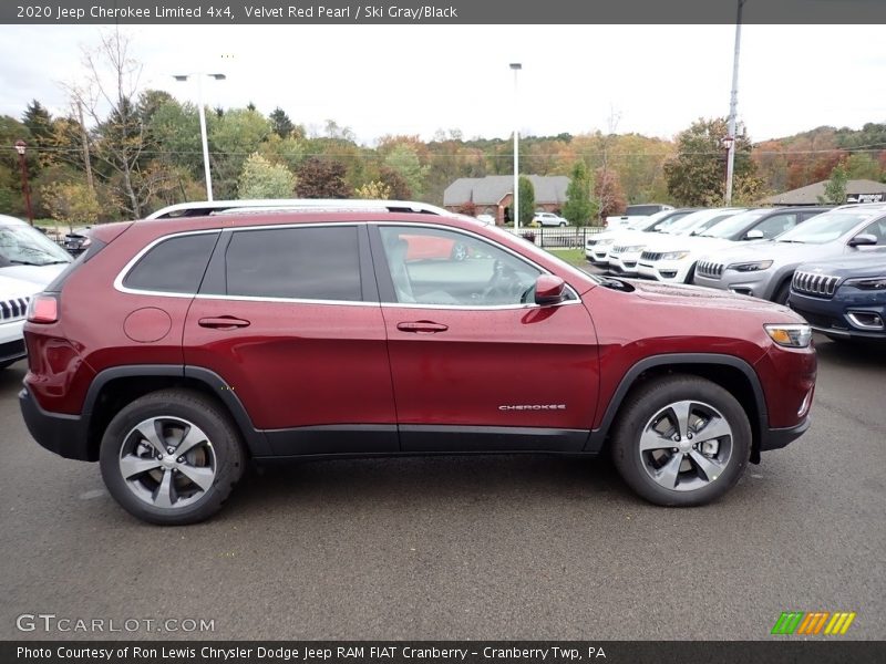 Velvet Red Pearl / Ski Gray/Black 2020 Jeep Cherokee Limited 4x4