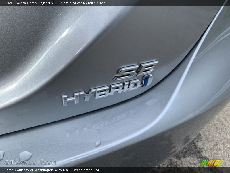  2020 Camry Hybrid SE Logo