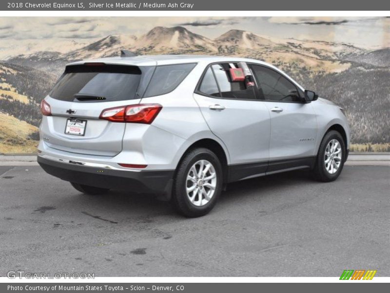 Silver Ice Metallic / Medium Ash Gray 2018 Chevrolet Equinox LS