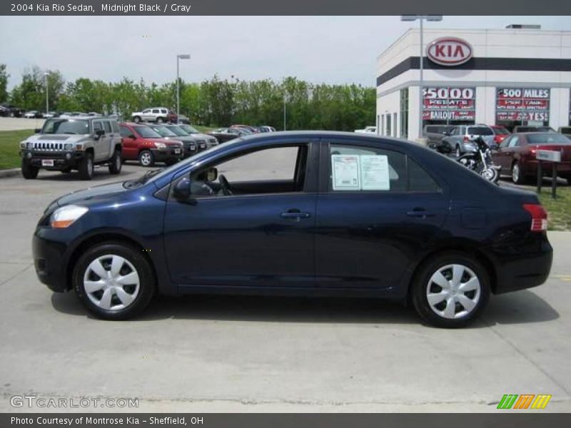 Midnight Black / Gray 2004 Kia Rio Sedan