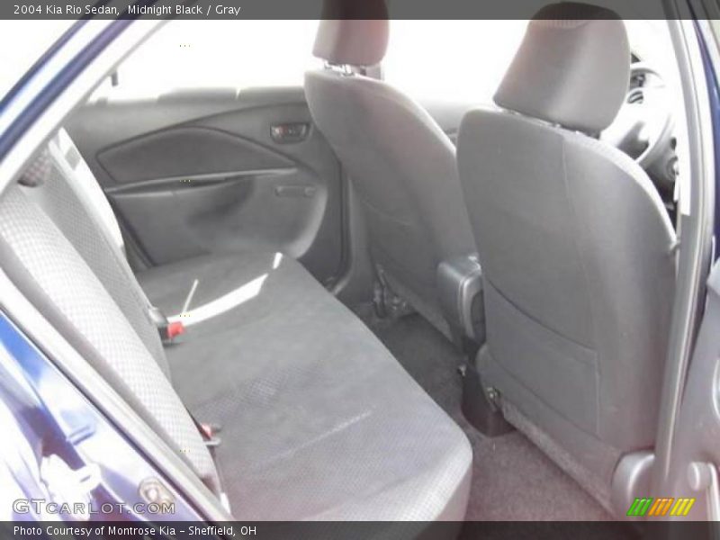 Midnight Black / Gray 2004 Kia Rio Sedan