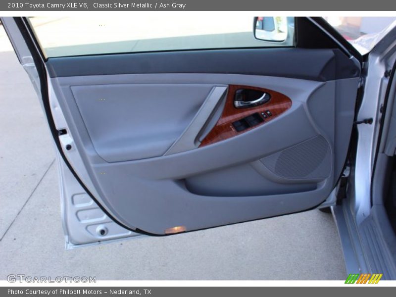 Classic Silver Metallic / Ash Gray 2010 Toyota Camry XLE V6