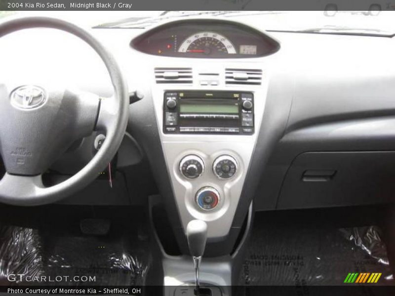 Midnight Black / Gray 2004 Kia Rio Sedan
