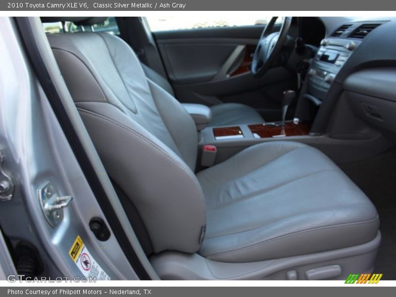 Classic Silver Metallic / Ash Gray 2010 Toyota Camry XLE V6
