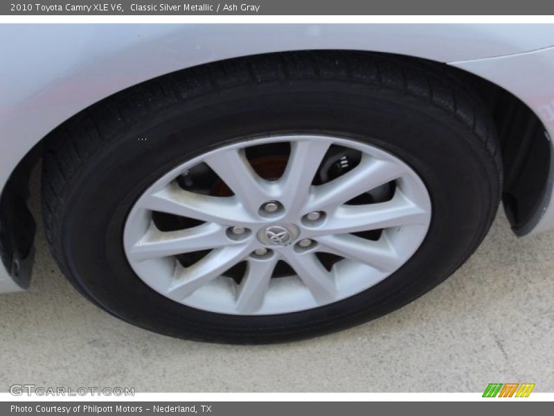 Classic Silver Metallic / Ash Gray 2010 Toyota Camry XLE V6