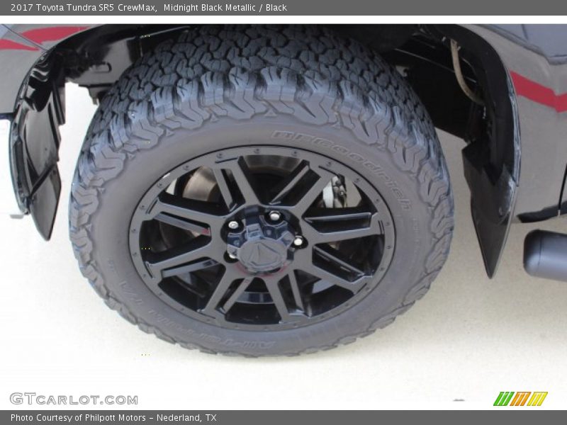 Midnight Black Metallic / Black 2017 Toyota Tundra SR5 CrewMax