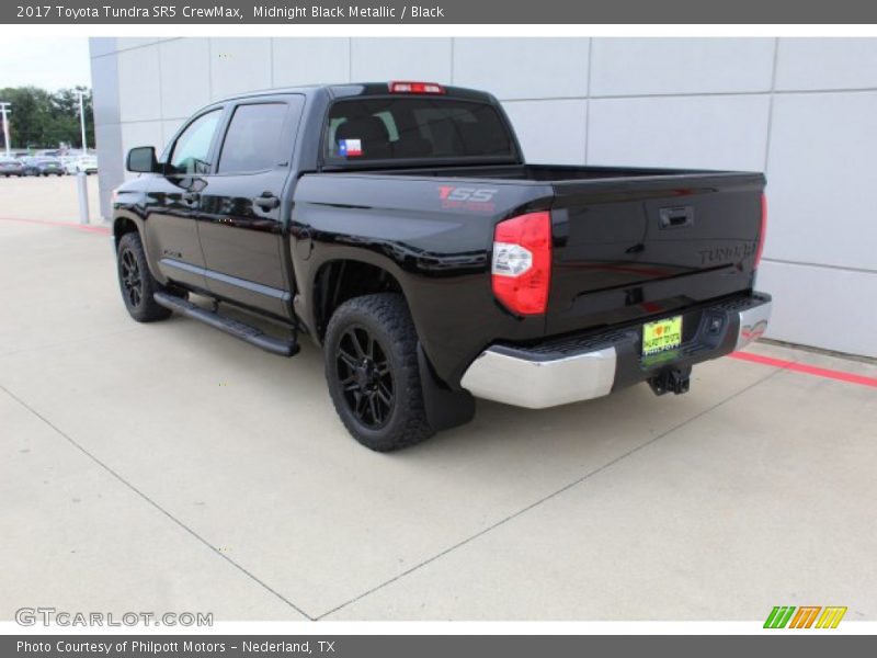 Midnight Black Metallic / Black 2017 Toyota Tundra SR5 CrewMax