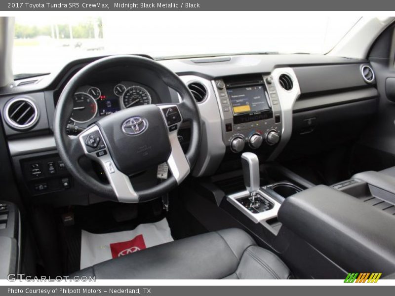 Midnight Black Metallic / Black 2017 Toyota Tundra SR5 CrewMax