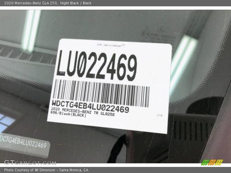 Night Black / Black 2020 Mercedes-Benz GLA 250