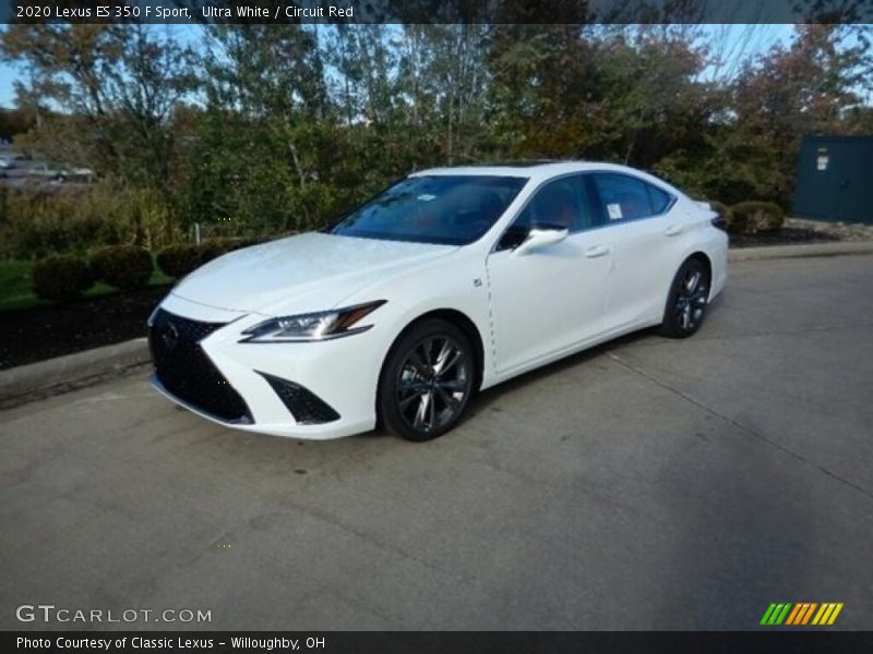 Front 3/4 View of 2020 ES 350 F Sport