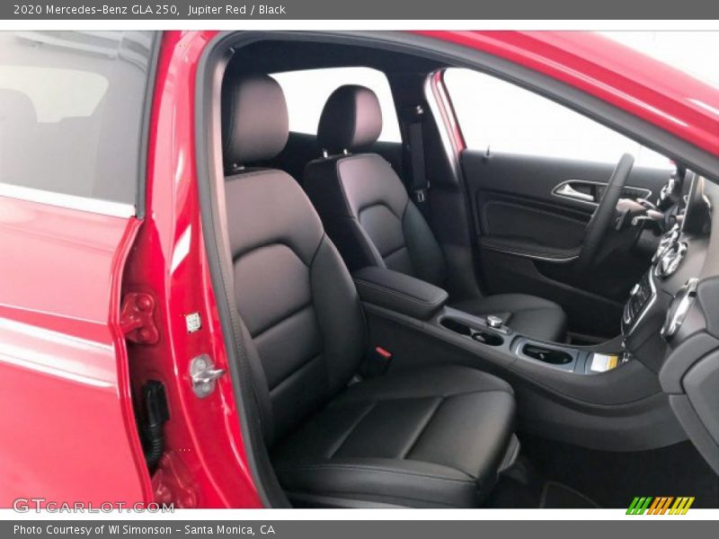 Jupiter Red / Black 2020 Mercedes-Benz GLA 250