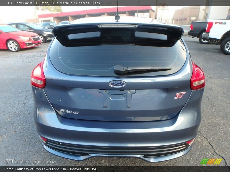 Blue Metallic / Charcoal Black 2018 Ford Focus ST Hatch