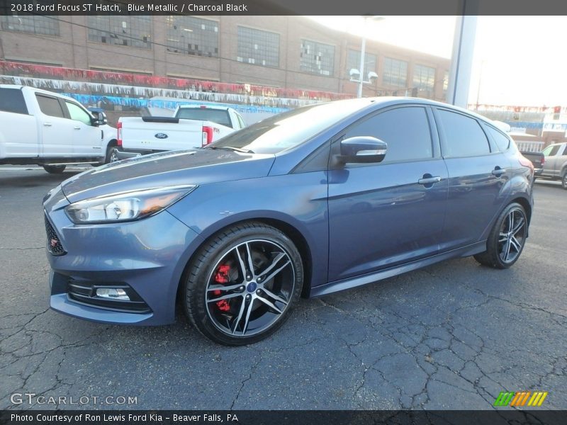 Front 3/4 View of 2018 Focus ST Hatch