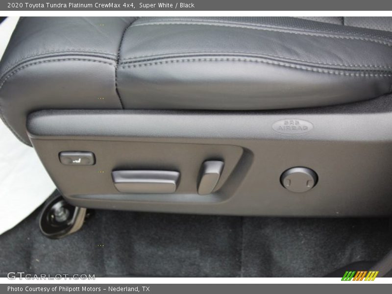 Super White / Black 2020 Toyota Tundra Platinum CrewMax 4x4