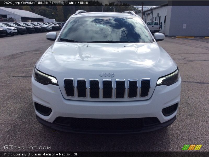 Bright White / Black 2020 Jeep Cherokee Latitude 4x4