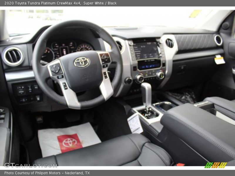 Super White / Black 2020 Toyota Tundra Platinum CrewMax 4x4