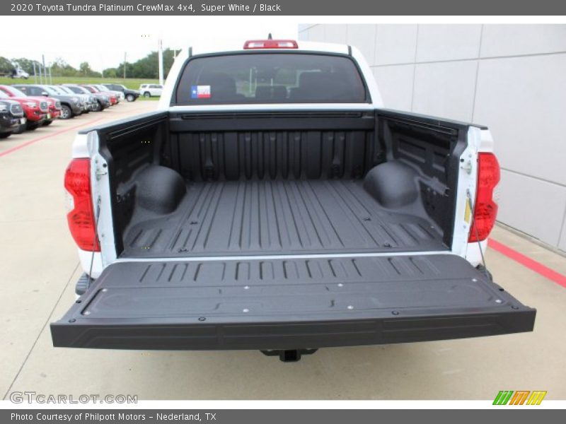Super White / Black 2020 Toyota Tundra Platinum CrewMax 4x4