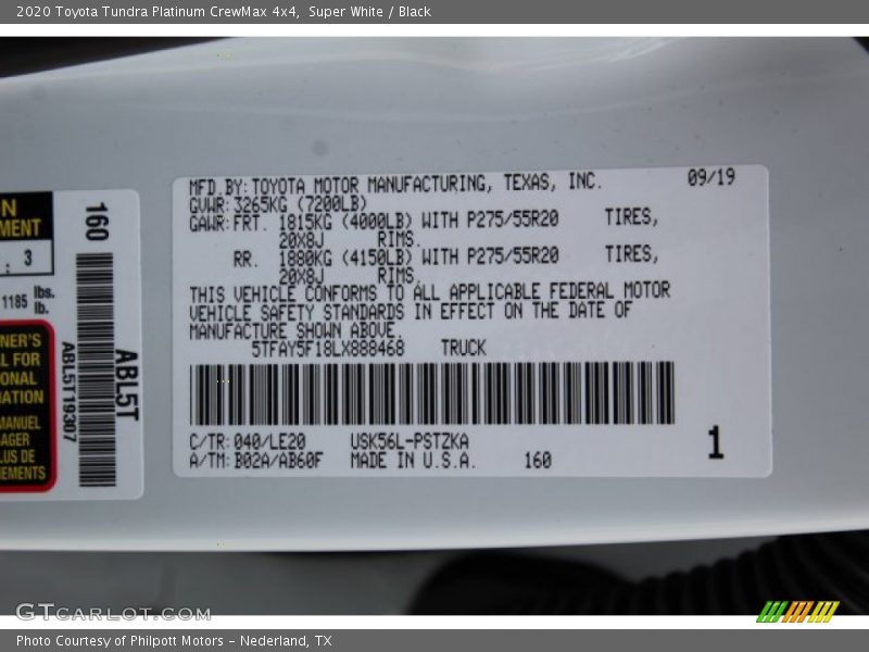 Super White / Black 2020 Toyota Tundra Platinum CrewMax 4x4